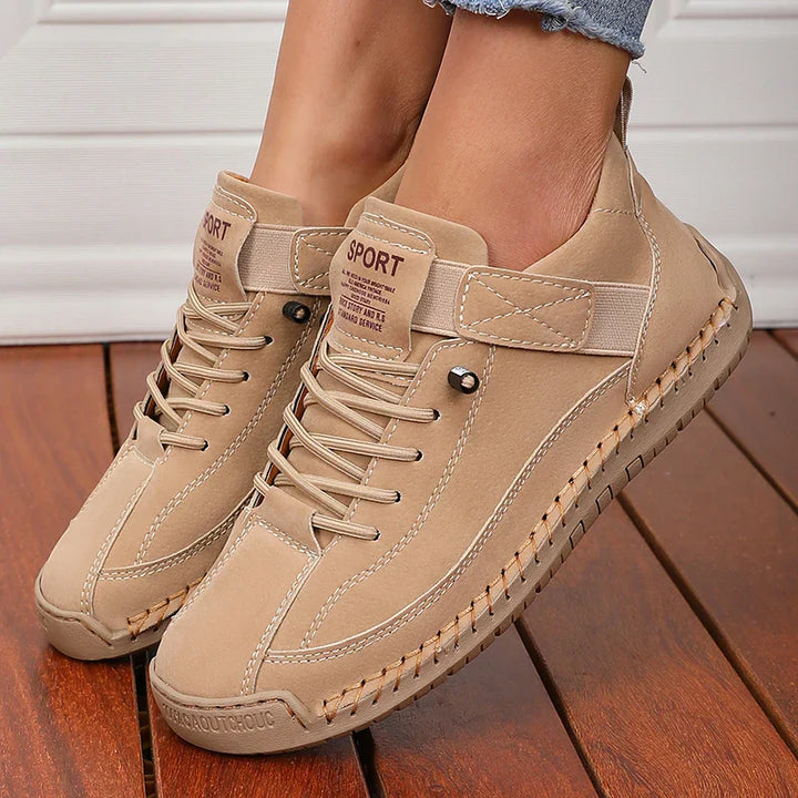 Avery Casual Walkers