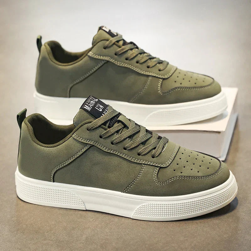 Everett Suede Low Sneakers