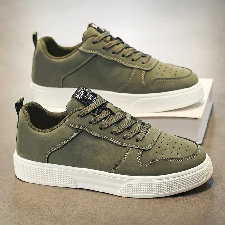 Everett Suede Low Sneakers
