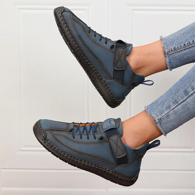 Avery Casual Walkers