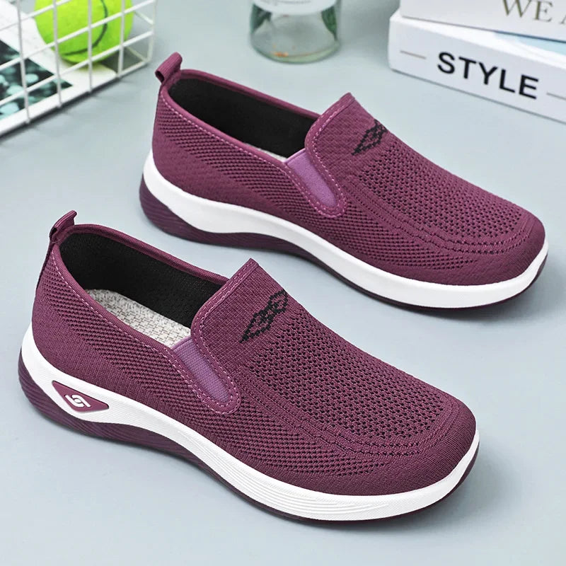 Avery Comfort Walkers