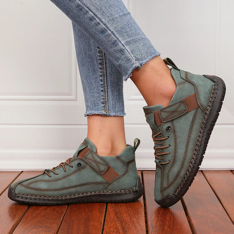 Avery Casual Walkers